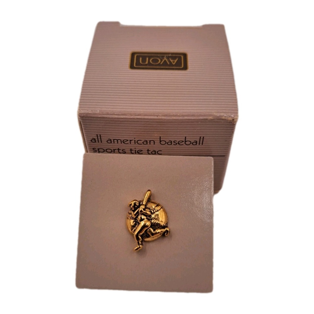 Vintage Avon Baseball Batter Gold Tone Lapel Pin Hat Tie Tack Sports Collectible